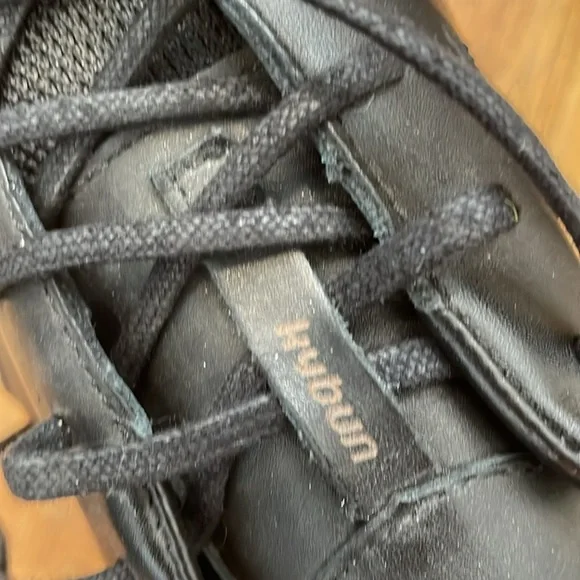 Men's Black Athletic Shoes - Picture 10 of 11